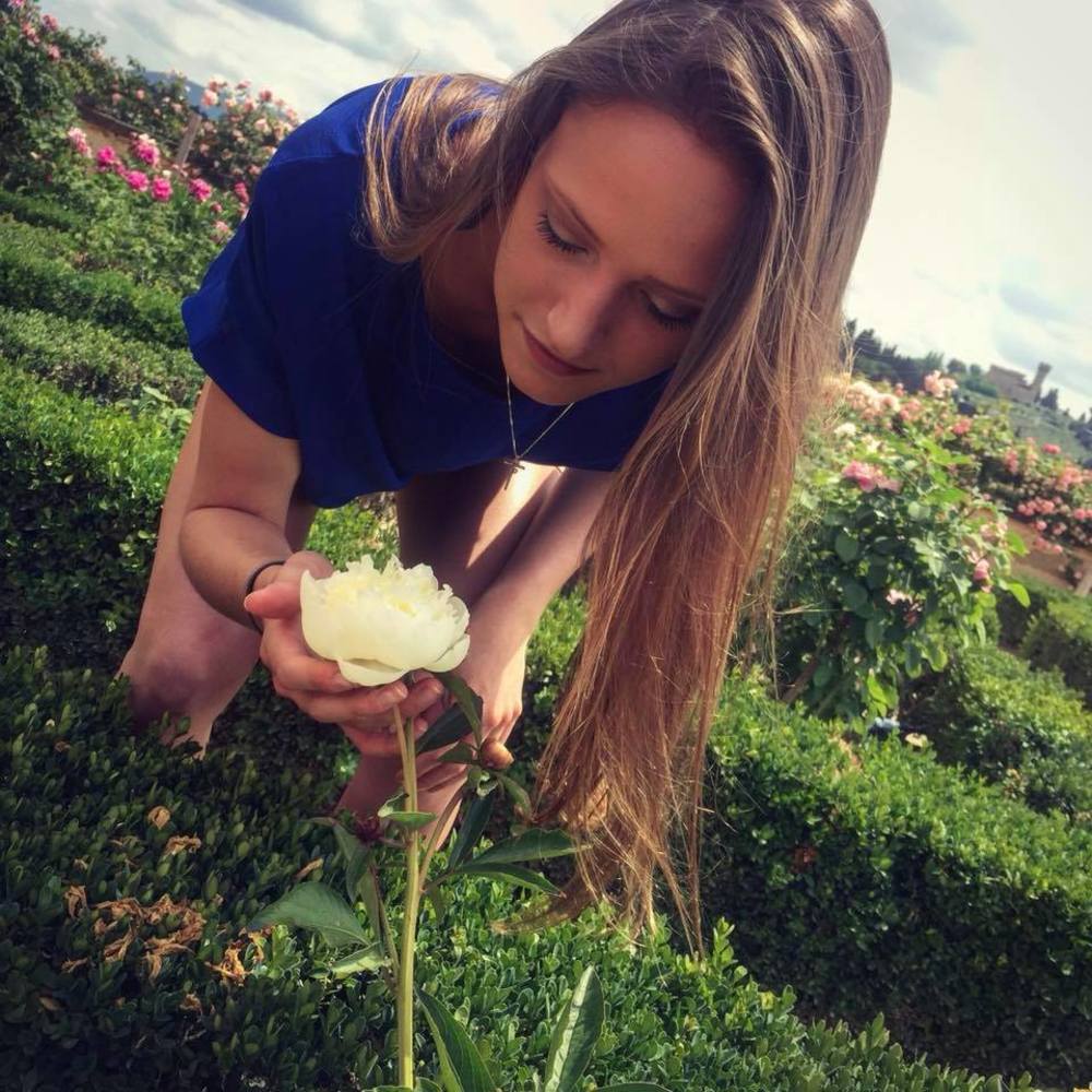 Meet your Posher, Krisha